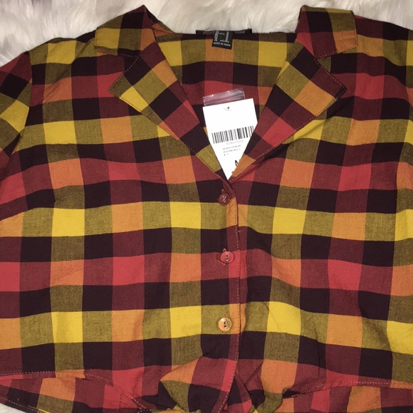 Forever21 woven top/shirt /mustard/mult v-neck - Picture 3 of 4